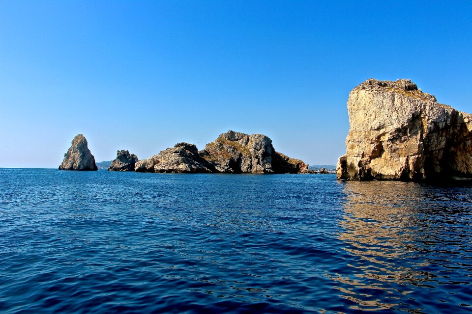 Water stones blue