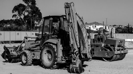 Excavator compactor
