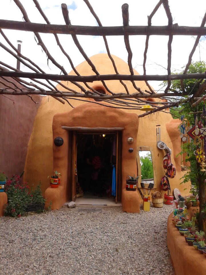 Super adobe crafts architecture