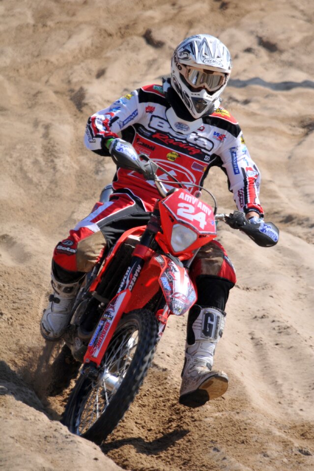 Speed sport vehicle