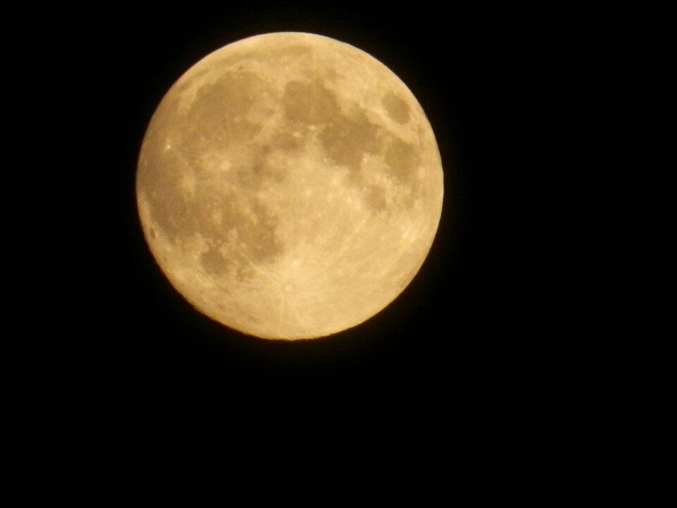Moon in rural areas the scenery
