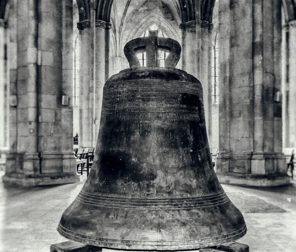 Dom cathedral ring