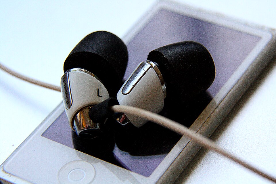 Earphones headphones mp3 photo