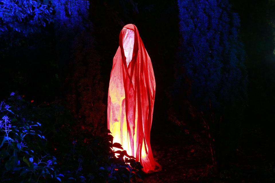 Spirit light effect illuminated