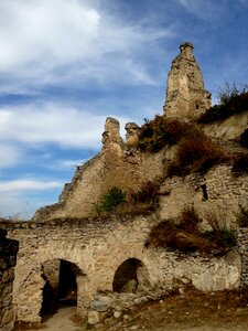Wachau valley monument autumn