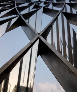 Steel mirrorr eflection cross