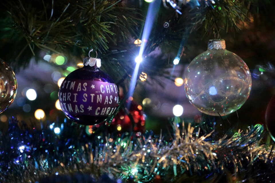 Christmas tree balls