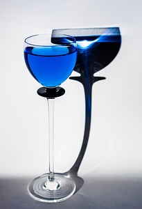 Drinking cup light shadow