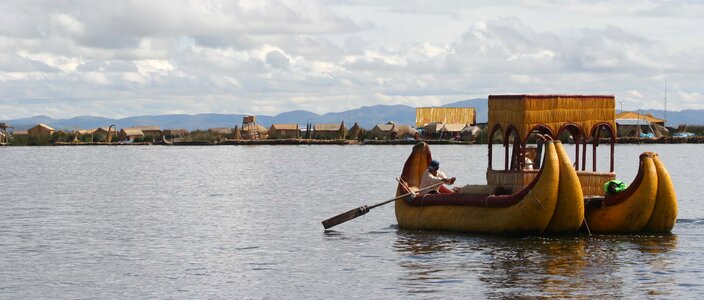 Peru island puno