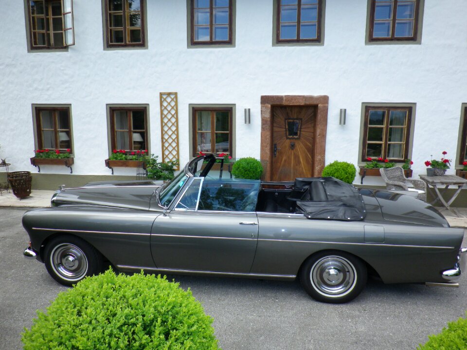 Oldtimer luxury nobel body