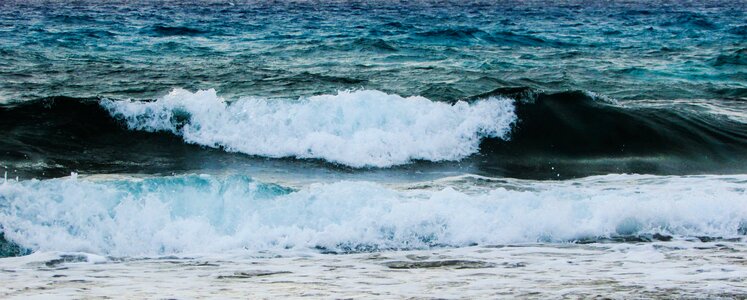 Nature splash shore