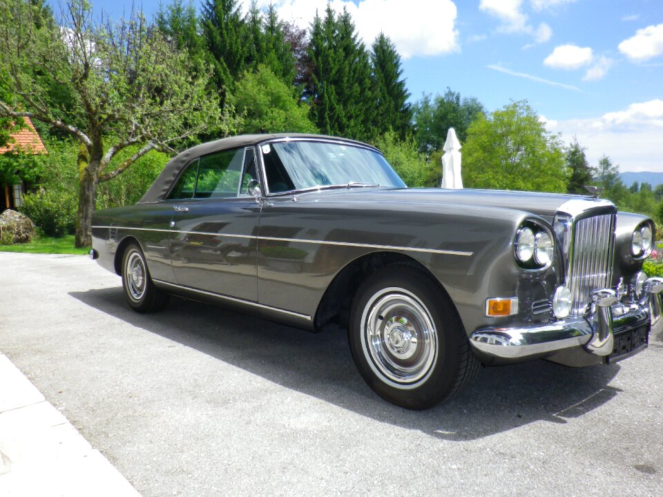 Bentley oldtimer luxury car