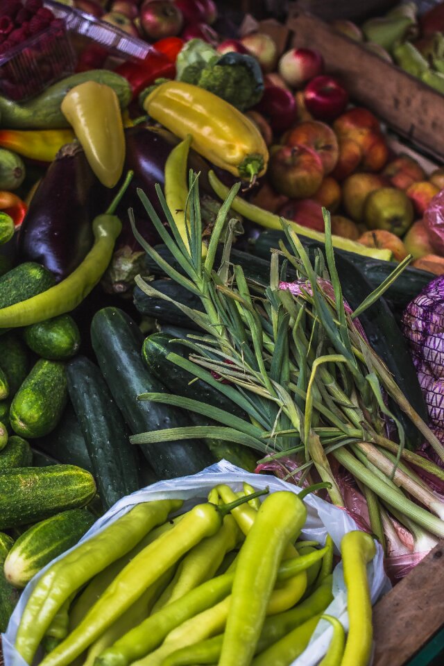 Paprika leek cucumbers