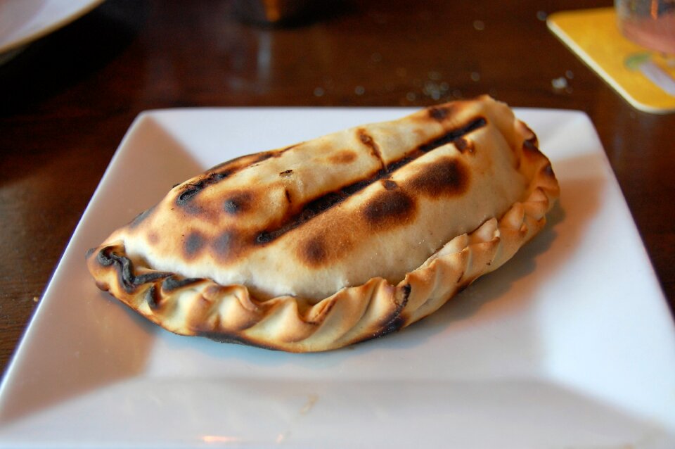 Appetizer beef pastry