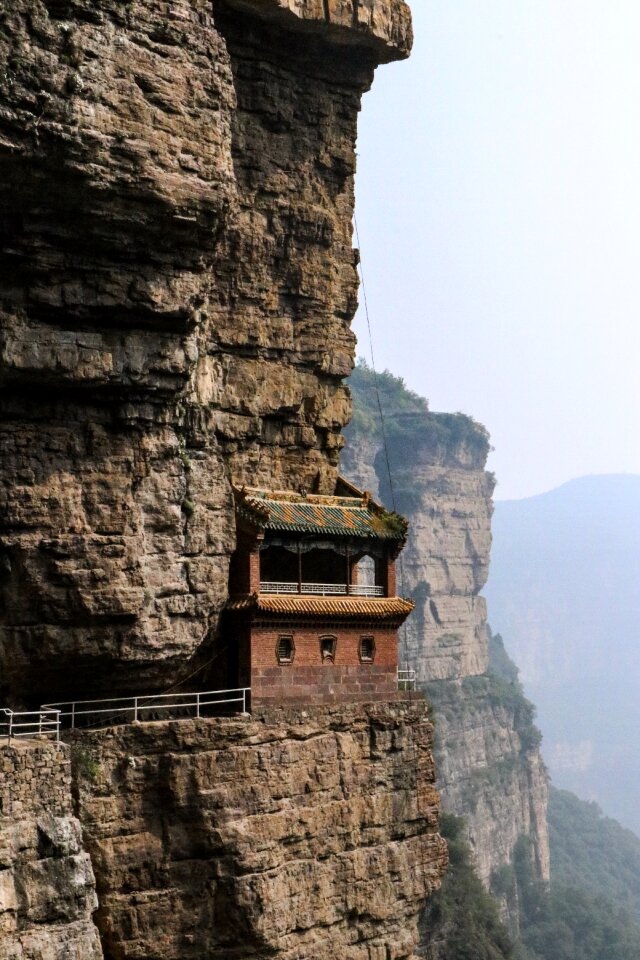 Rock high temple