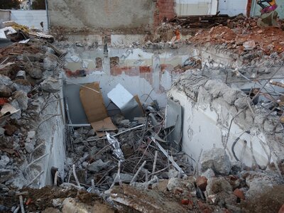 Keller mess tear off