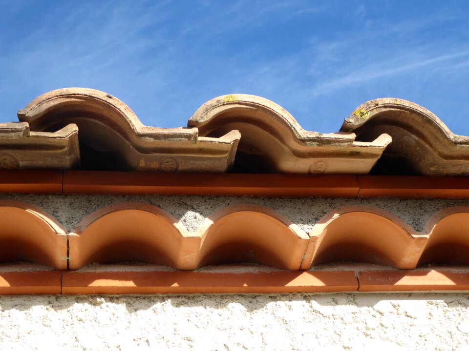 Repetition waves blue sky