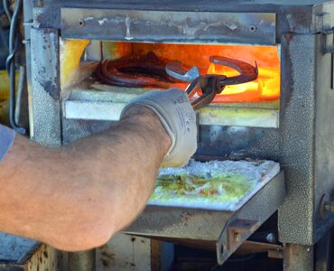 Oven artisan horseshoe