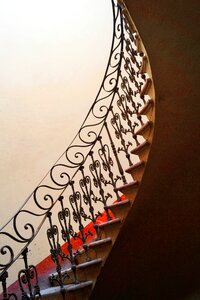 Scale antiquity ascent