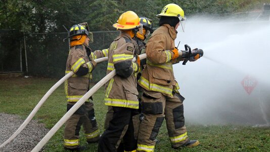 Training propane tank teamwork