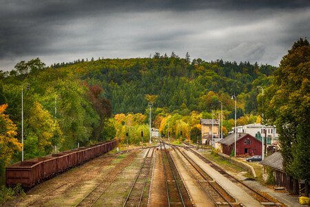 Track station hdr