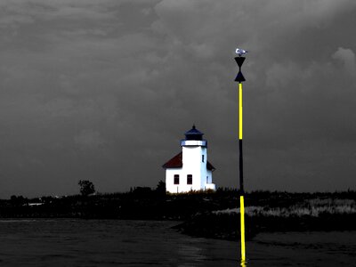 Lighthouse beacon ton