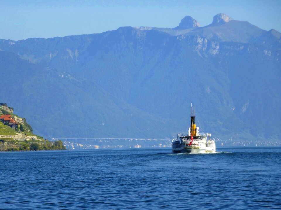 Water lake geneva ferry