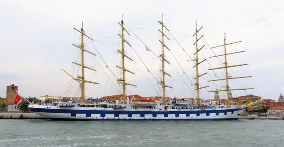 Sailing old rig sailing boat