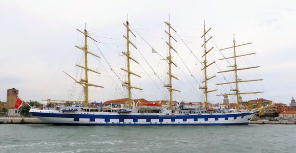 Sailing old rig sailing boat photo