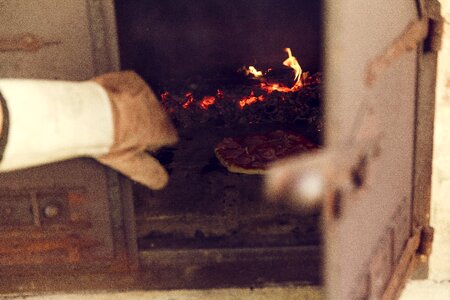 Wood burning stove pizza maker wood fired pizzas