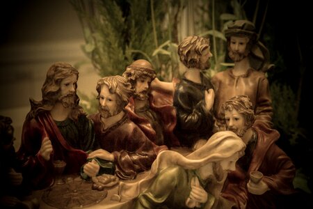 Apostle the last supper sculpture