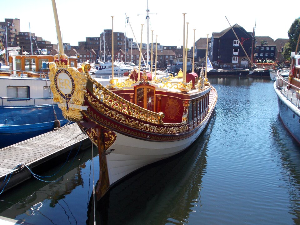 Gloriana the barge queen