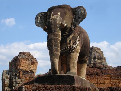 Ruin elephant work of art photo