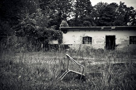 Lapsed abandoned ruin photo