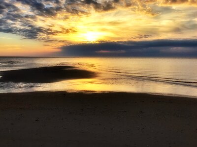 Sea horizon photo