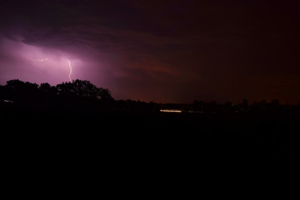 Lon long exposure flash