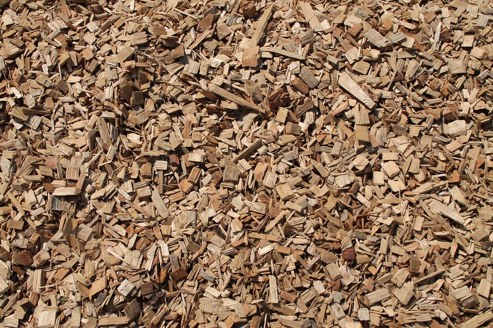 Wood brown zerhäkselt