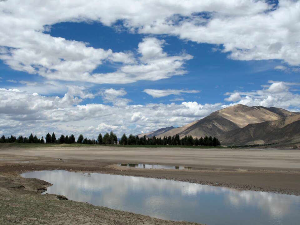 Lake sky cloud