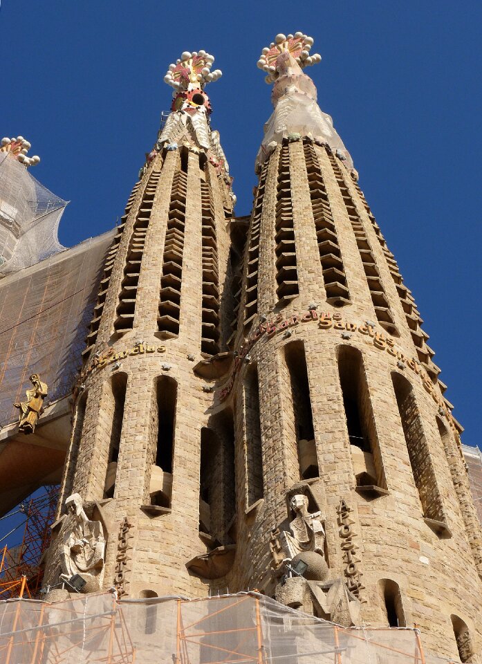 Towers holy family barcelona