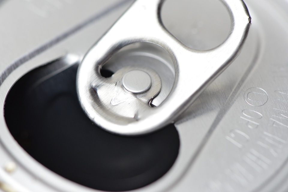 Drink aluminum metal