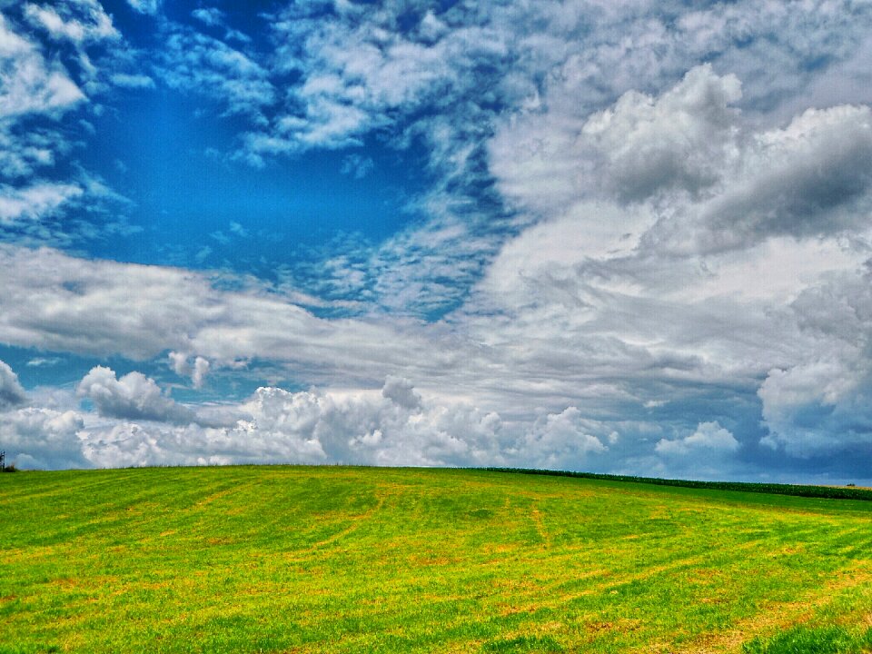 Clouds cloudporn green