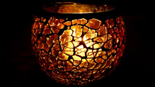 Candlelight glass decoration