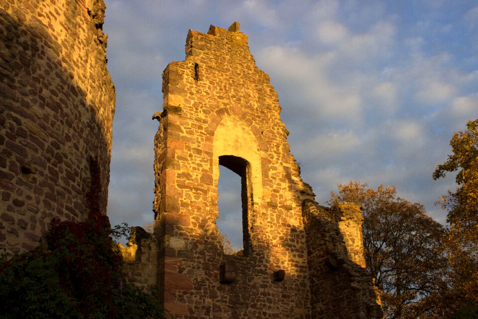 Three oak grove old castle