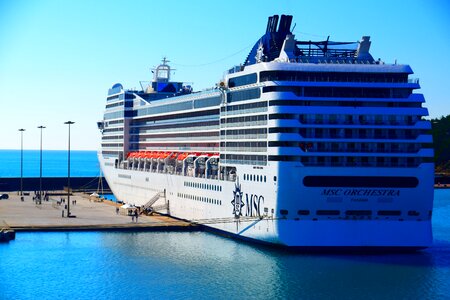 Harbour quayside tourism photo