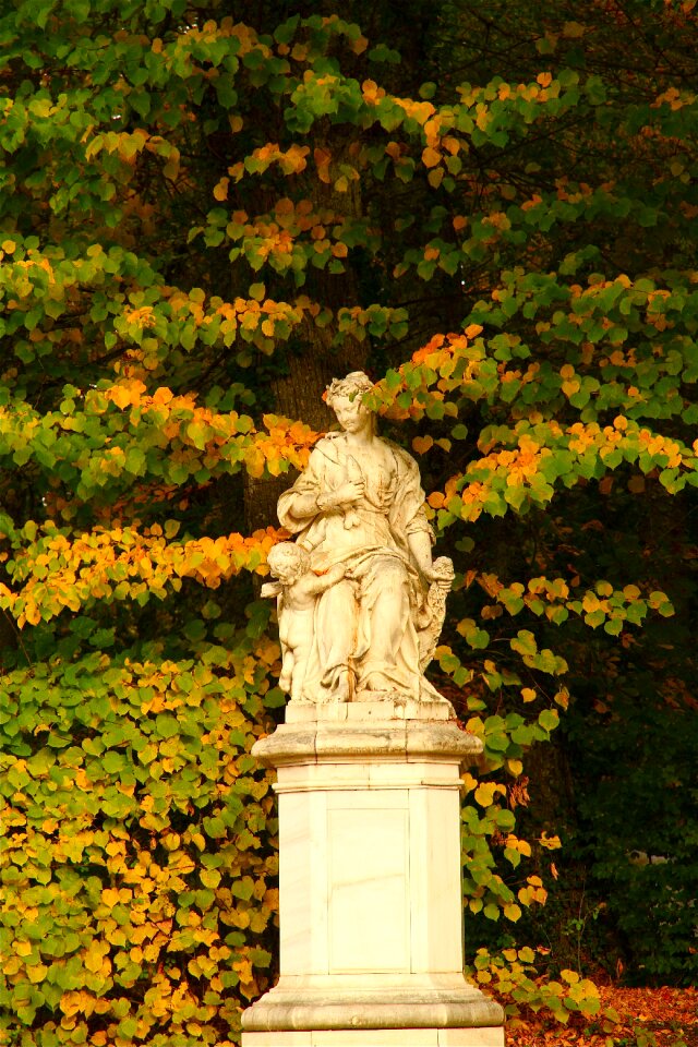 Garden statue autumn walk