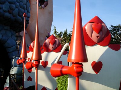 Alice in wonderland disneyland paris theme