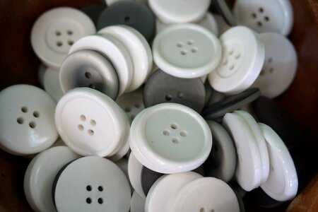 Cloth buttoning