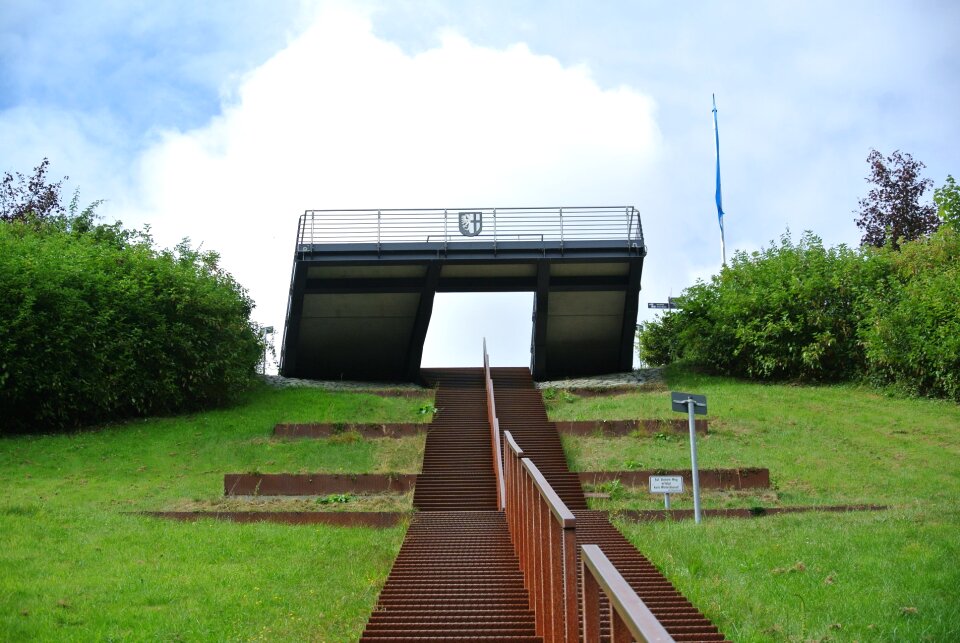 Hemmeltrap fall steel staircase