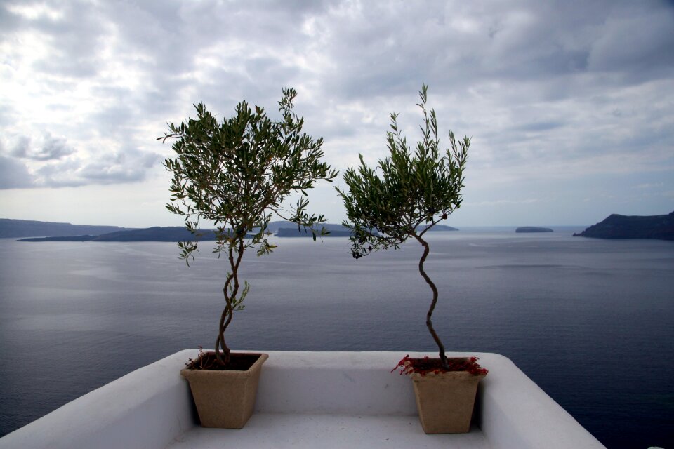Caldera white houses greece