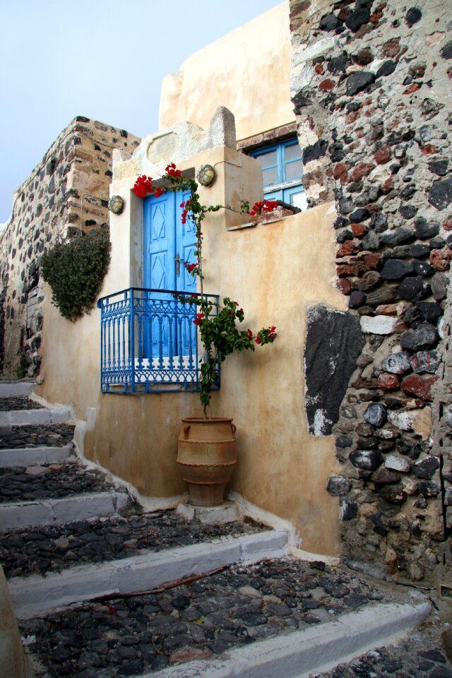 Caldera white houses greece